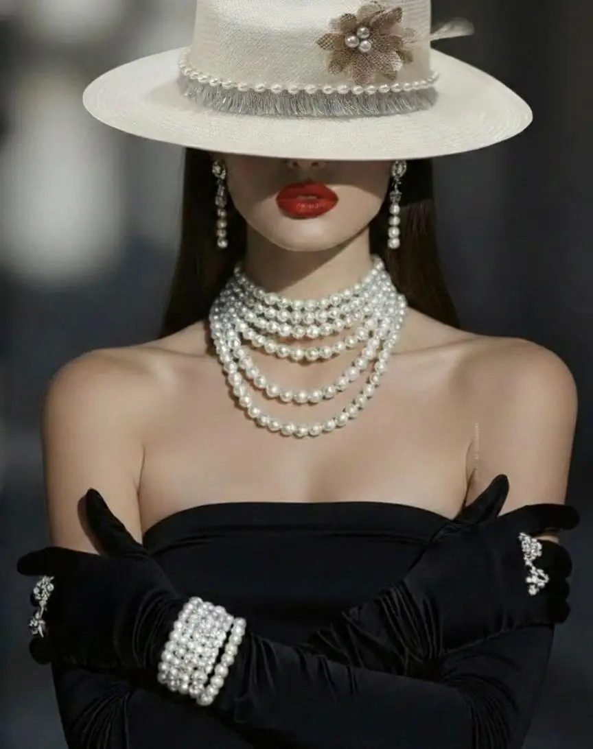 Signature; Montecristi | Pearl & Floral Edition - Image 2